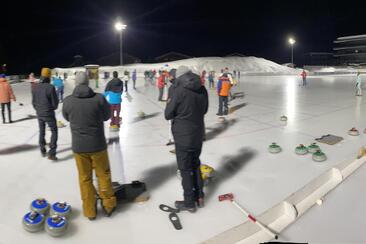 Curling: Grümpelturnier für Einheimische (gdl_899787260_image)