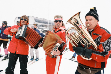 RetroSkitag (gdl_900258923_image)