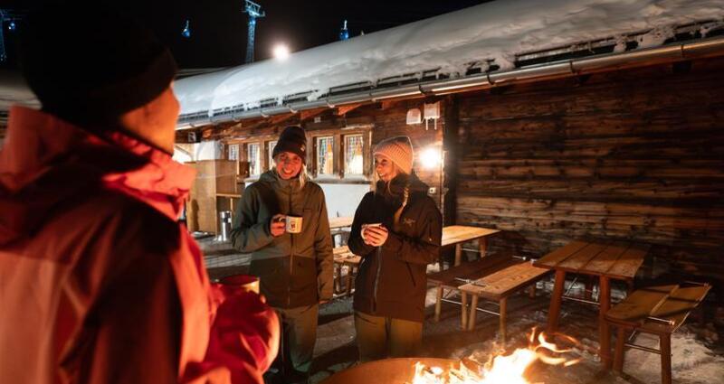 Silvester in der Tschuggenhütte (gdl_901099006_image)