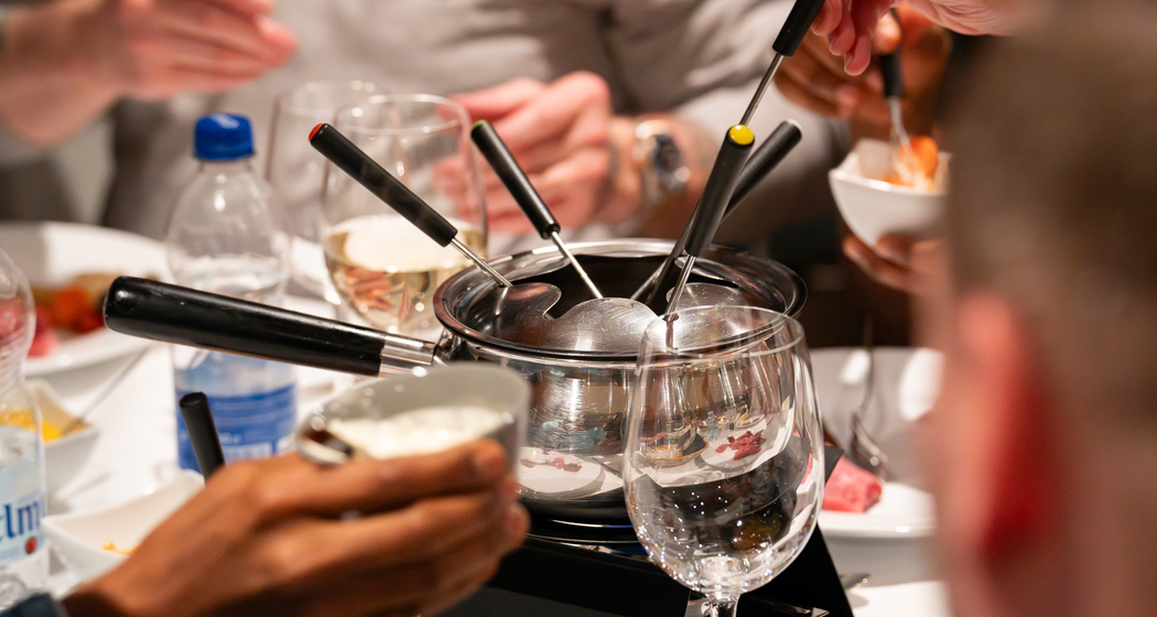 Fondue Chinoise-Schiff (gdl_902390092_image)