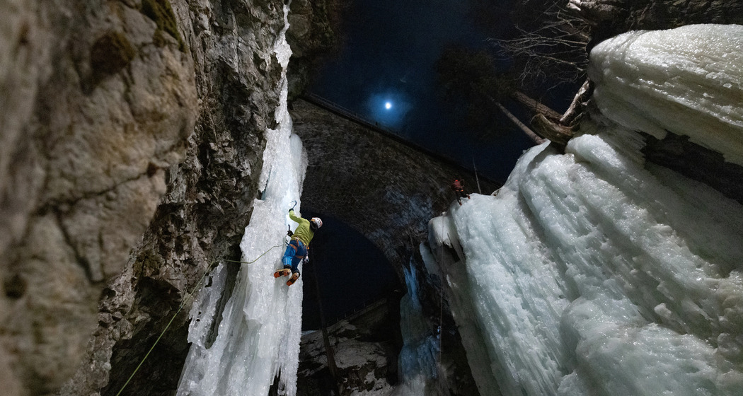 Ice Climbing Night Pontresina (gdl_902409950_image)