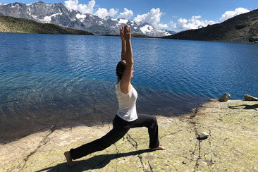 Yoga mit Evi Dietrich (gdl_902570721_image)