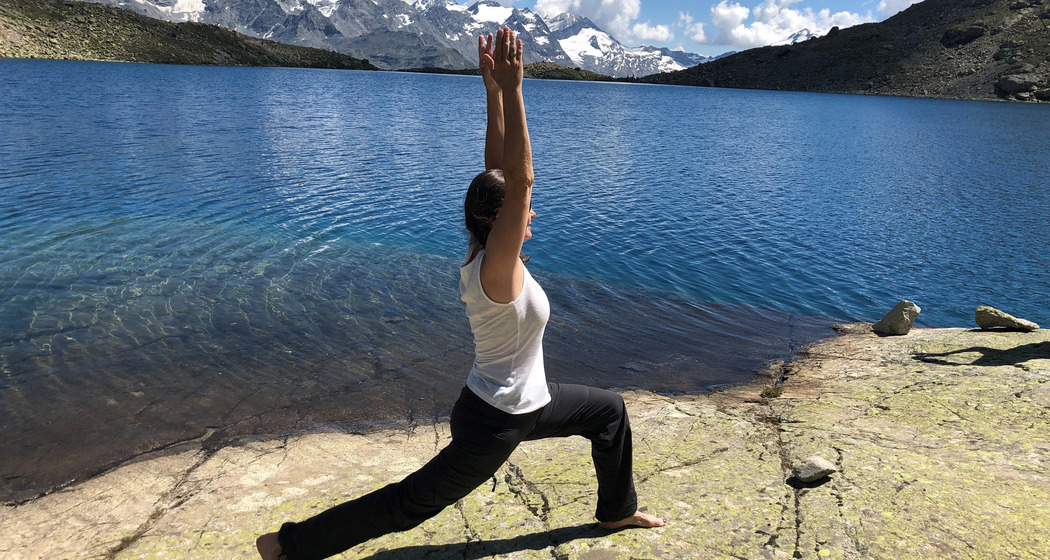 Yoga mit Evi Dietrich (gdl_902570721_image)