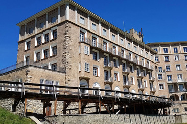 Weindegustation (gdl_903556466_image)