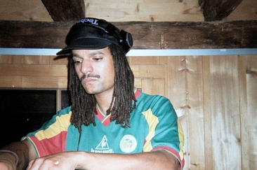 The OFFICIAL season opener with DJ ITÉ (gdl_903670001_image)