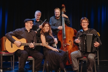 Konzert in der Kirche Sent | ENSEMBLE AMÜSET: «VOILÀ» (gdl_903709507_image)