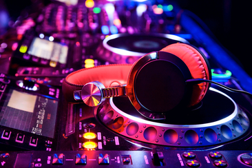 Winter Disco in Brigels (gdl_904124522_image)