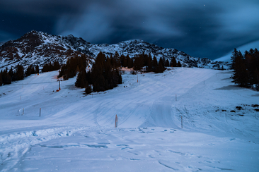Vertical Sanbe + Pizzoccherata (gdl_904331885_image)