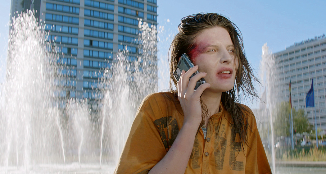 Vernissage What is the Word (gdl_904644003_image)