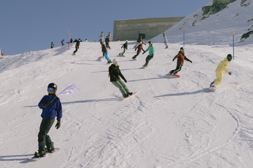 Community Ride : : LAAX Women's Celebration Days (gdl_904653830_image)