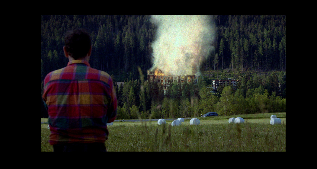 KINO: HERBSTFEUER - Brandfall Grandhotel Waldhaus (gdl_905353460_image)