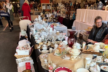 Floh-Antiquitäten & Sammlermarkt (gdl_906462267_image)