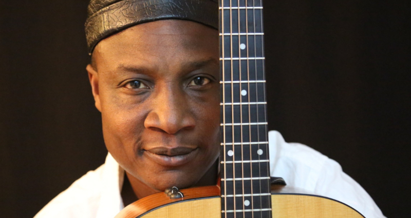 fANNtastic vibes "Adjiri Odametey - Afrikanische Weltmusik" in Waltensburg (gdl_906805018_image)