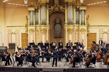 Concerto orchestrale festivo EXSULTATE – JUBILATE (gdl_907087416_image)