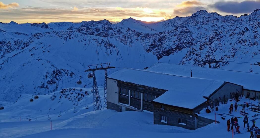 Neujahrsabfahrt (gdl_907811001_image)