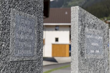 mira!cultura Sprachführung: laufend Romanisch lernen in Brigels (gdl_908359930_image)