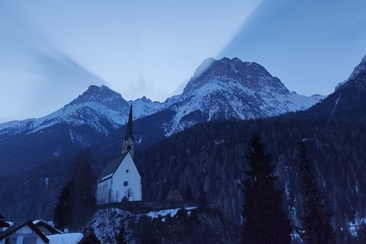 Cult divin (gdl_908591389_image)