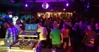 Silvesterparty - And the beat goes on (gdl_908914283_image)