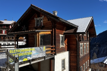 Gletschermumien, Wasserleichen & Co. Der Krimi-Schauplatz Graubünden (gdl_909832653_image)