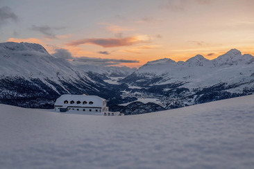 Mountain stories by firelight (gdl_909913907_image)