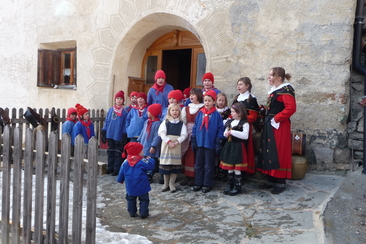 Chalandamarz in Guarda (gdl_911662995_image)