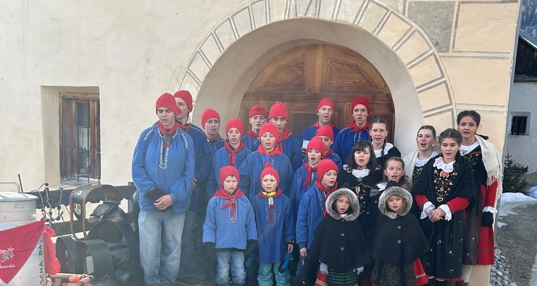 Chalandamarz in Guarda (gdl_912115530_image)