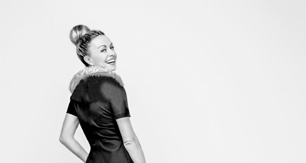 DJ Zsuzsu mit Sax (gdl_912326116_image)