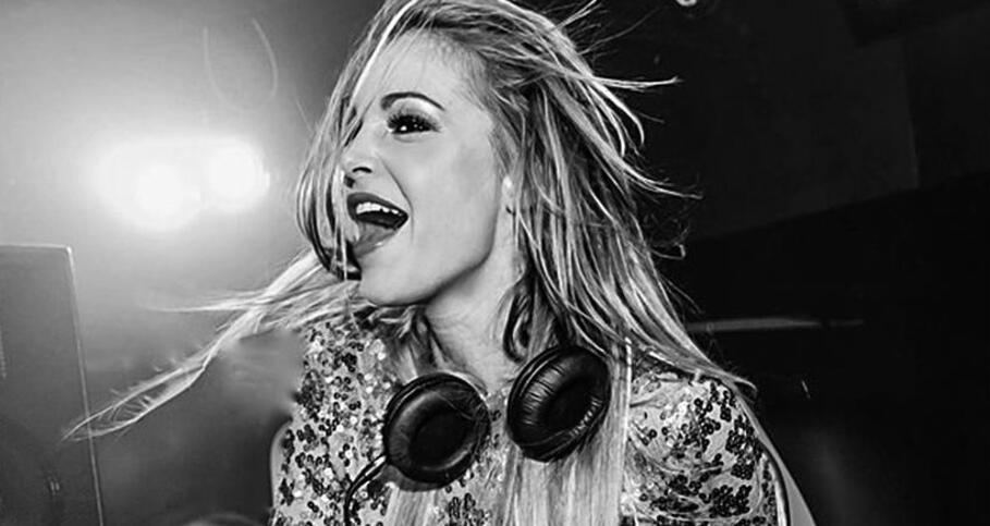 Tanja La Croix (gdl_912326119_image)