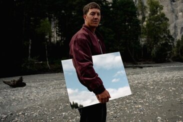 Mattiu – Aura (gdl_912877293_image)