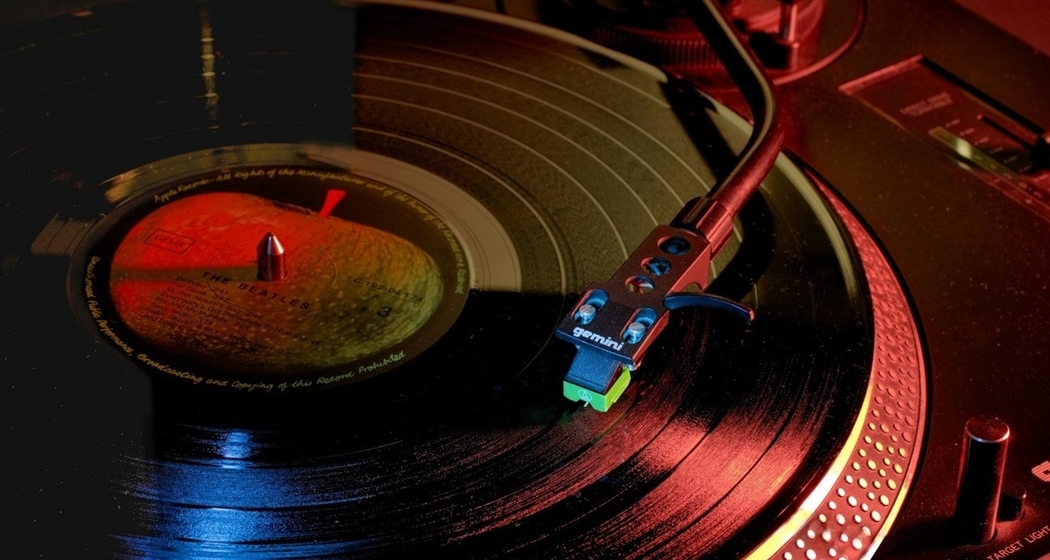 Live DJ: Radio Erkelton (gdl_912903669_image)