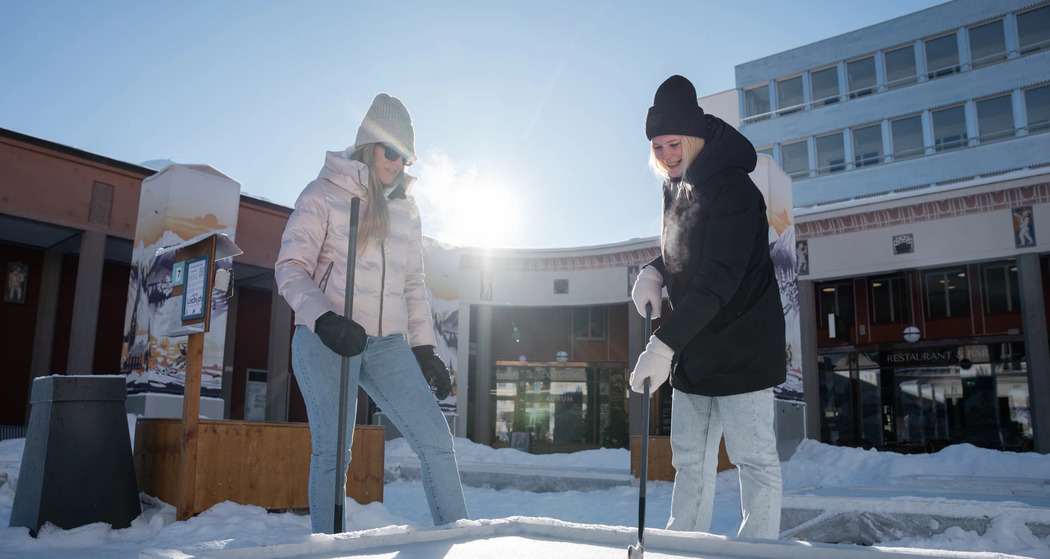 Speed-Dating beim Eisminigolf Davos (gdl_913417760_image)