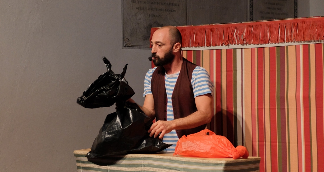 Spettacolo di burattini "Cose da lupi" con Zanubrio Marionettes (gdl_913426624_image)