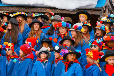 Chalandamarz - ein alter Engadiner Brauch (gdl_913629791_image)