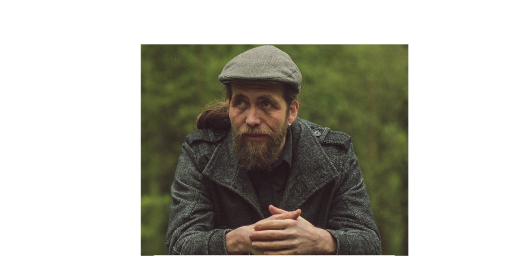 Pesche Heiniger mit dem Stück “drus u dänne” (gdl_914360298_image)