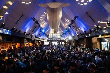 Matty Valentino KuhBar (gdl_914427952_image)