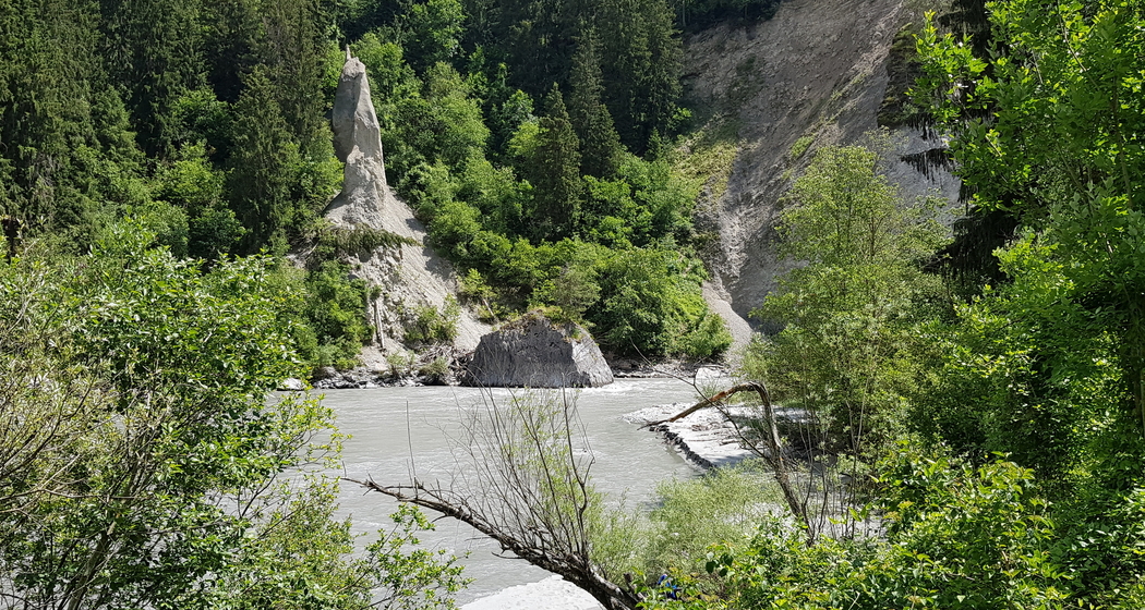Am Vorderrhein durch die Bergsturzarena - geführte Wanderung (gdl_915033111_image)