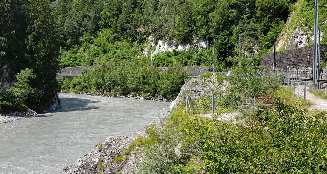 Am Vorderrhein durch die Bergsturzarena - geführte Wanderung (gdl_915033112_image)