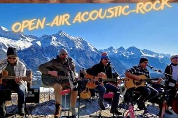 Pergola Session Band (gdl_917282991_image)