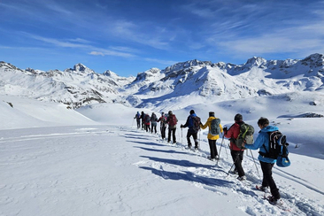 Schneeschuhwanderkurs in Brigels (gdl_919150147_image)