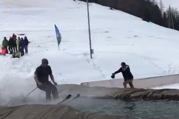 Ride and Slide - Waterslide beim Eisbahnhüttli (gdl_920016006_image)