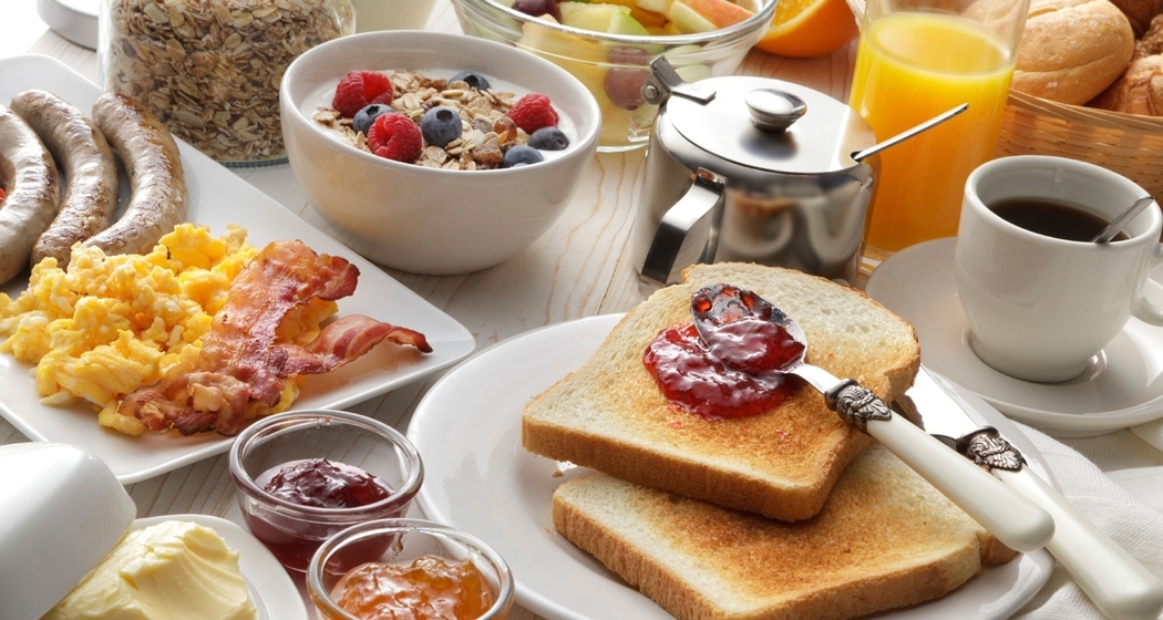 Osterbrunch und Eier bemalen für Kinder (gdl_920597631_image)