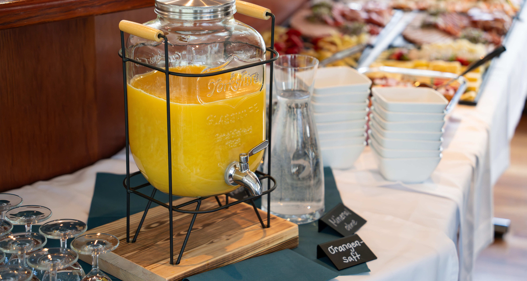 Pfingstbrunch-Schiff (gdl_921486422_image)