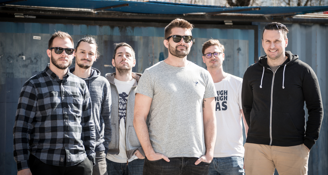 Huge Puppies und Special Guest (gdl_921653196_image)