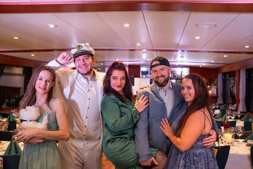 Krimi-Dinner an Bord (gdl_921806764_image)