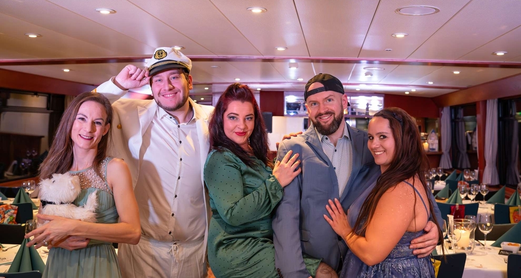 Krimi-Dinner an Bord (gdl_921806764_image)