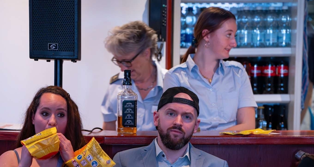 Krimi-Dinner an Bord (gdl_921806766_image)