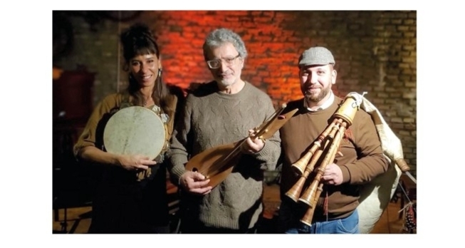 Lira Sona Sona Trio (gdl_922254859_image)