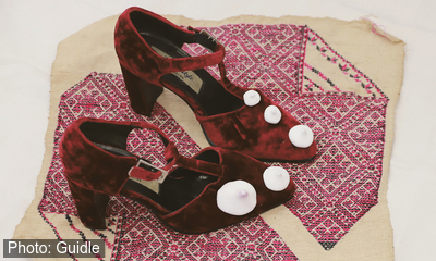 VÉRONIQUE ARNOLD - ÉROS, LES PÉTALES DE L’ABSENCE