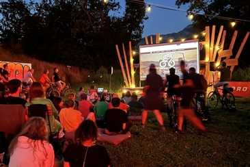 Velo Kino mit Input von Ernst Bromeis (gdl_922919071_image)