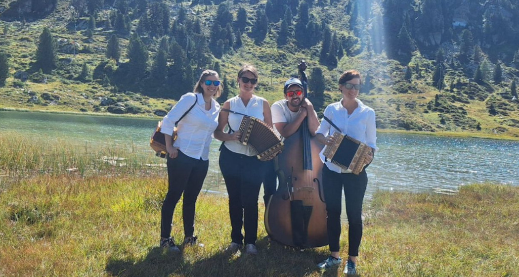 Live-Musik mit "Charly's Engel" (gdl_923551573_image)